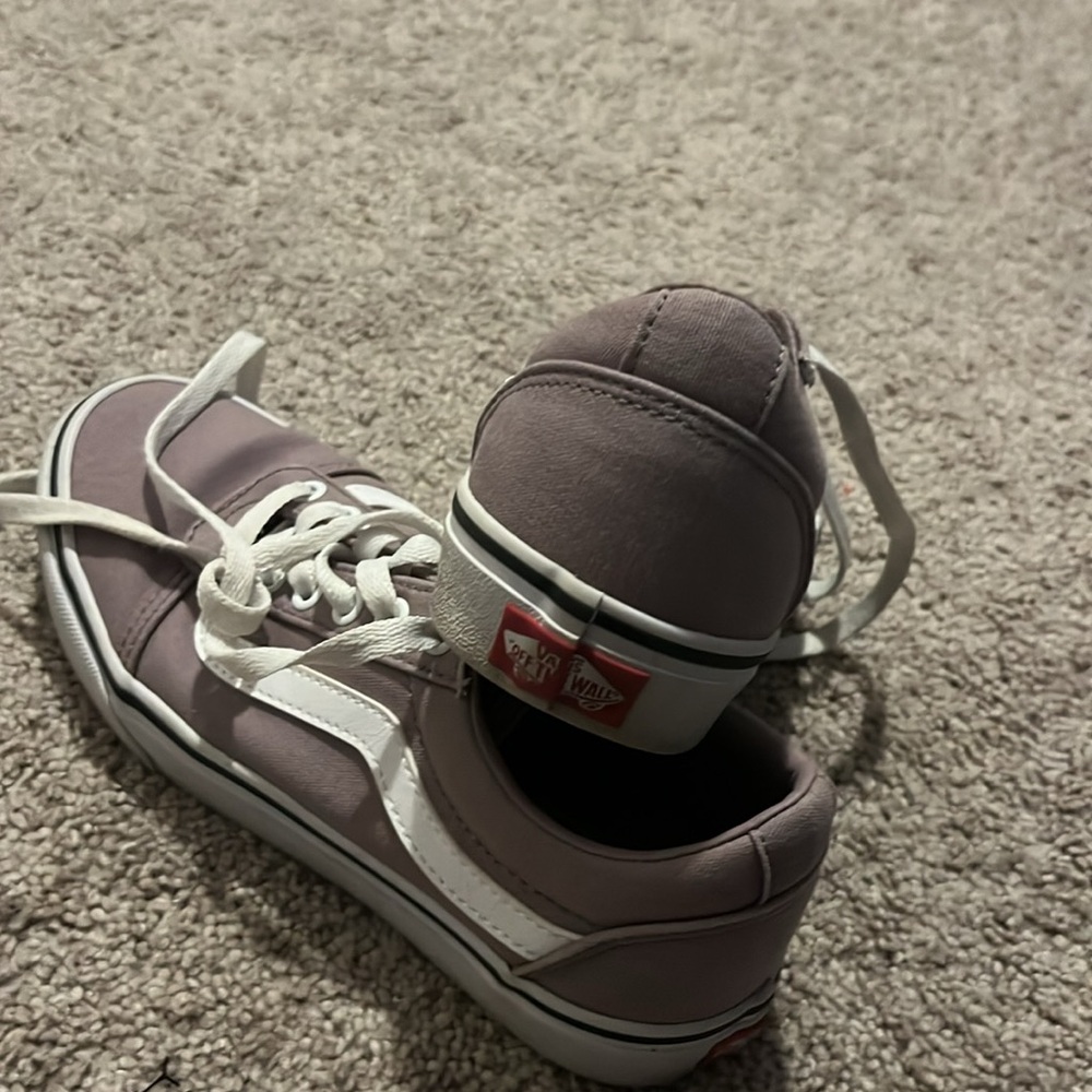Vans - Picture 2 of 3